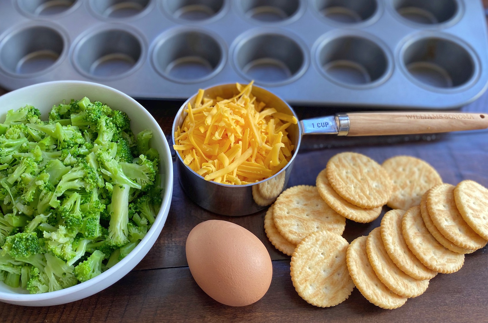 Broccoli Cheese Cups (A quick, easy & healthy snack idea for kids!)