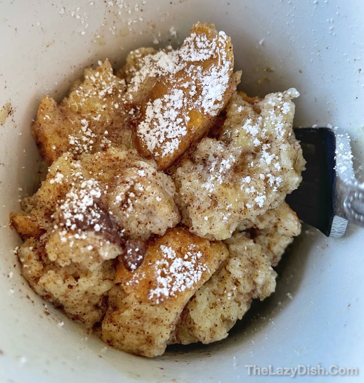 French Toast in a Mug (Easy Microwave Recipe) | A fun and simple breakfast idea for busy mornings! Perfect for kids and adults who just want a serving for one. 