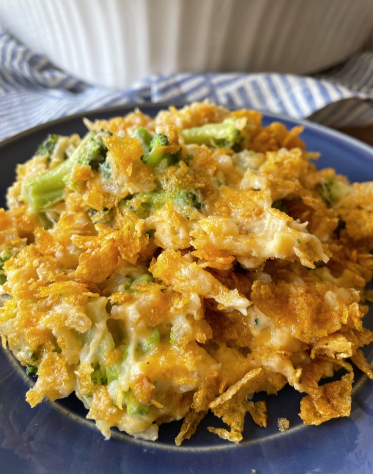 The Best Chicken & Rice Dinner Casserole... made with the veggies of your choice! My family loves broccoli. This amazing casserole has a delicious corn flake buttery topping that is to die for! Some serious comfort food, but healthy too!