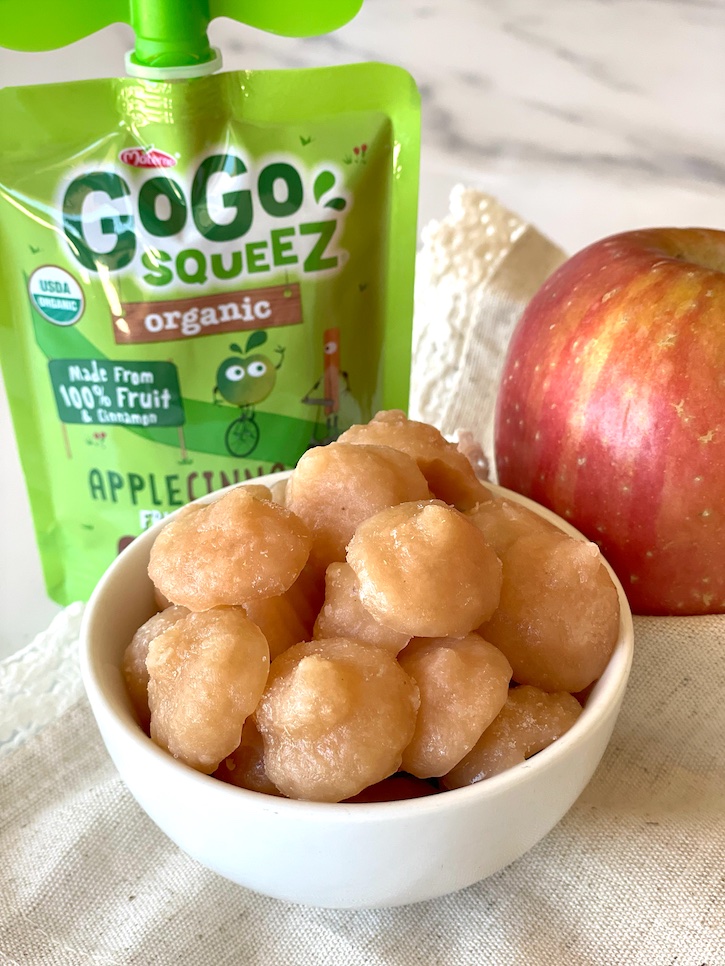 Your kids are going to love this healthy snack! Simple turn applesauce into fun finger food by freezing dollops of it on a sheet pan. A delicious sweet treat that kids of all ages will love, especially toddlers and preschoolers.