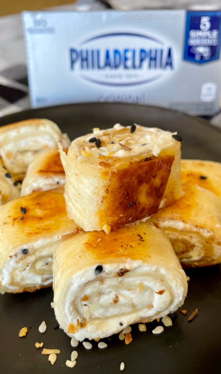 Are you looking for yummy snack ideas? These bagel bites are fun and easy to make with just a few basic ingredients! I'm a huge cream cheese fan, so I'm totally addicted to this recipe. It's so easy! Just make pinwheels with tortillas and cream cheese, and then crisp them up in a pan with butter. A real treat for breakfast or snacking!