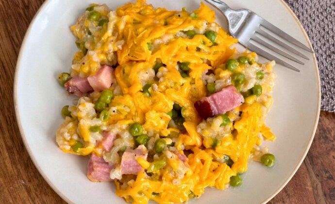 I’m always looking for a cheap dinner recipe that is easy to make on busy weeknights, and this cheesy ham and pea casserole is perfect! I make this delicious recipe extra lazy by making it ahead of time and simply throwing it into the oven when we get home. All you do is mix all the ingredients together, top with cheese and bake until bubbly and creamy. This cheesy rice casserole is perfect for picky eaters! Oh so yummy.