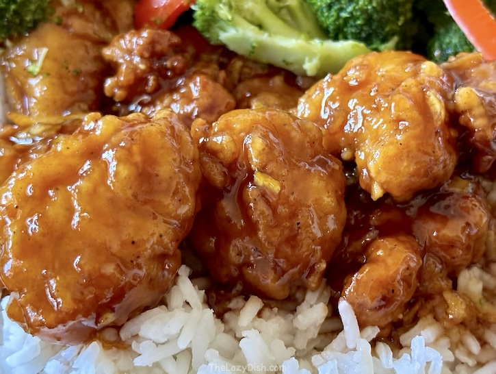Easy orange chicken recipe for quick family meals. Add a side of broccoli and peppers for a budget friendly dinner that everyone will love. 