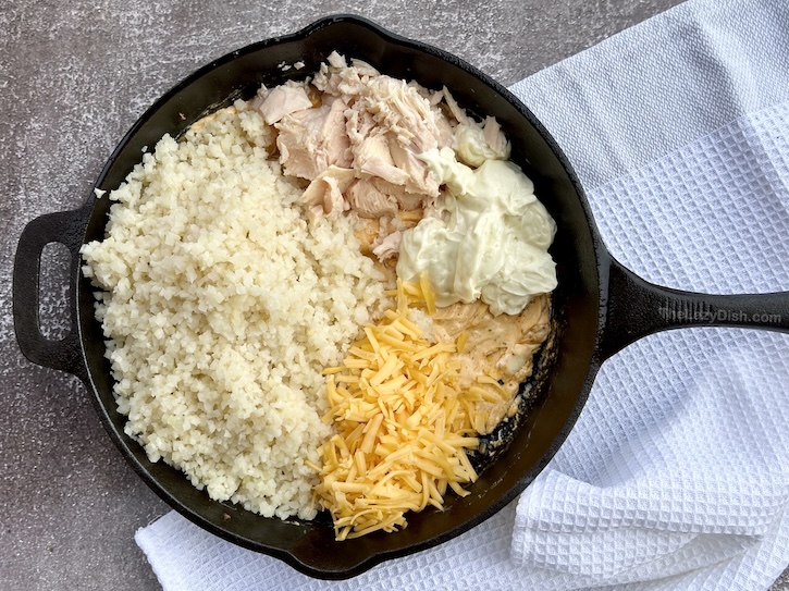 Check out this picky eater approved casserole recipe using riced cauliflower and canned chicken. A lazy casserole recipe that's ready in just 30 minutes. Perfect for hectic weeknights or relaxing weekends. 