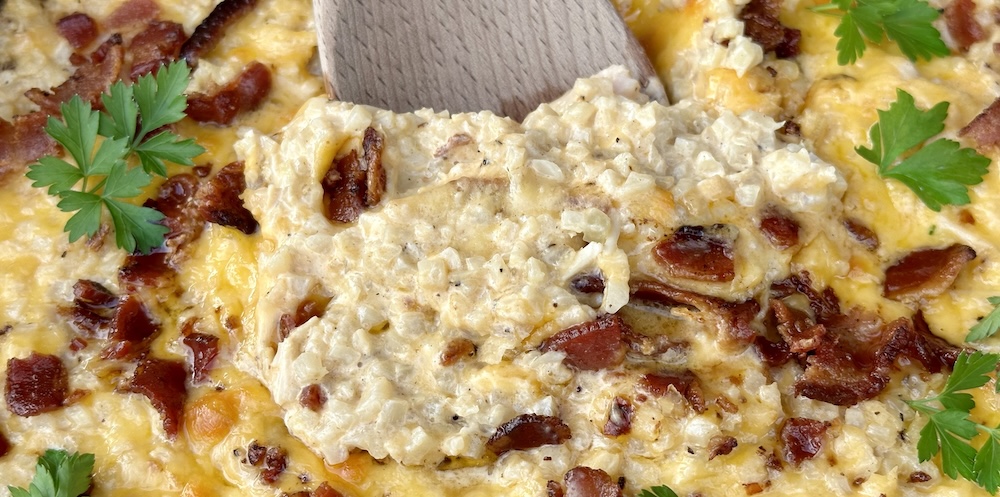 easy budget friendly family dinner idea that picky eaters will love. This cheesy casserole is made with simple ingredients and is the perfect comfort food for busy weeknights.