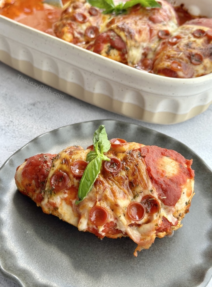 check out this simple to make recipe for gluten free, guilt free pepperoni pizza. Made with just chicken, pizza sauce cheese and pepperonis you can make a healthy family dinner that everyone will love. 